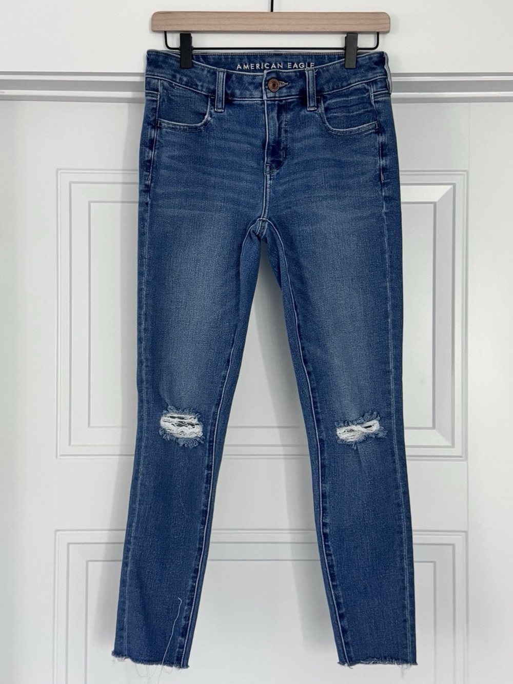 American Eagle The Dream Jean Mid-Rise Jeggings Medium Blue Denim, Size 4